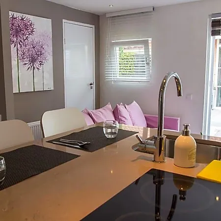Bike Amsterdam Bed & Breakfast Diemen