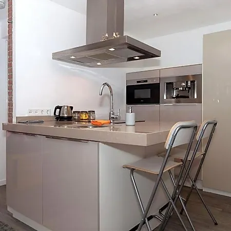 Bike Amsterdam Bed & Breakfast Diemen