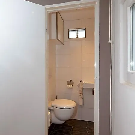 Bike Amsterdam Bed & Breakfast 4*