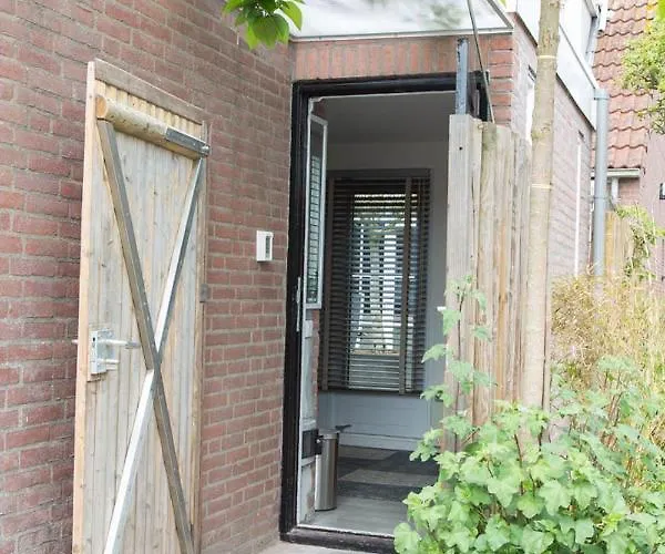 Bed & Breakfast Bike Amsterdam 4*